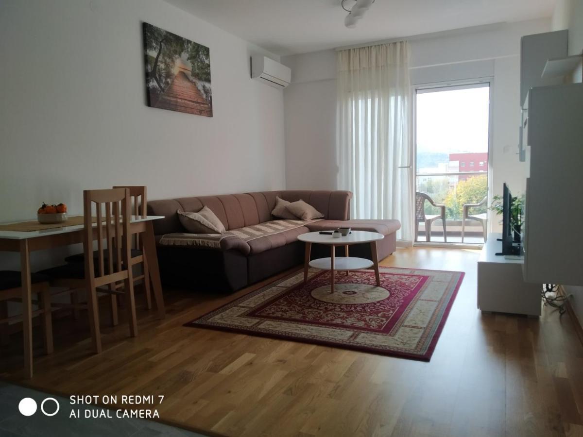 Aga Apartman Podgorica Luaran gambar