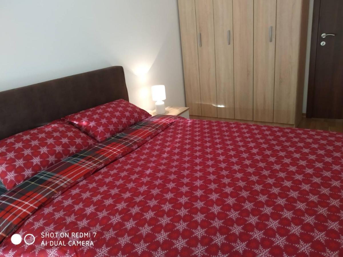 Aga Apartman Podgorica Luaran gambar